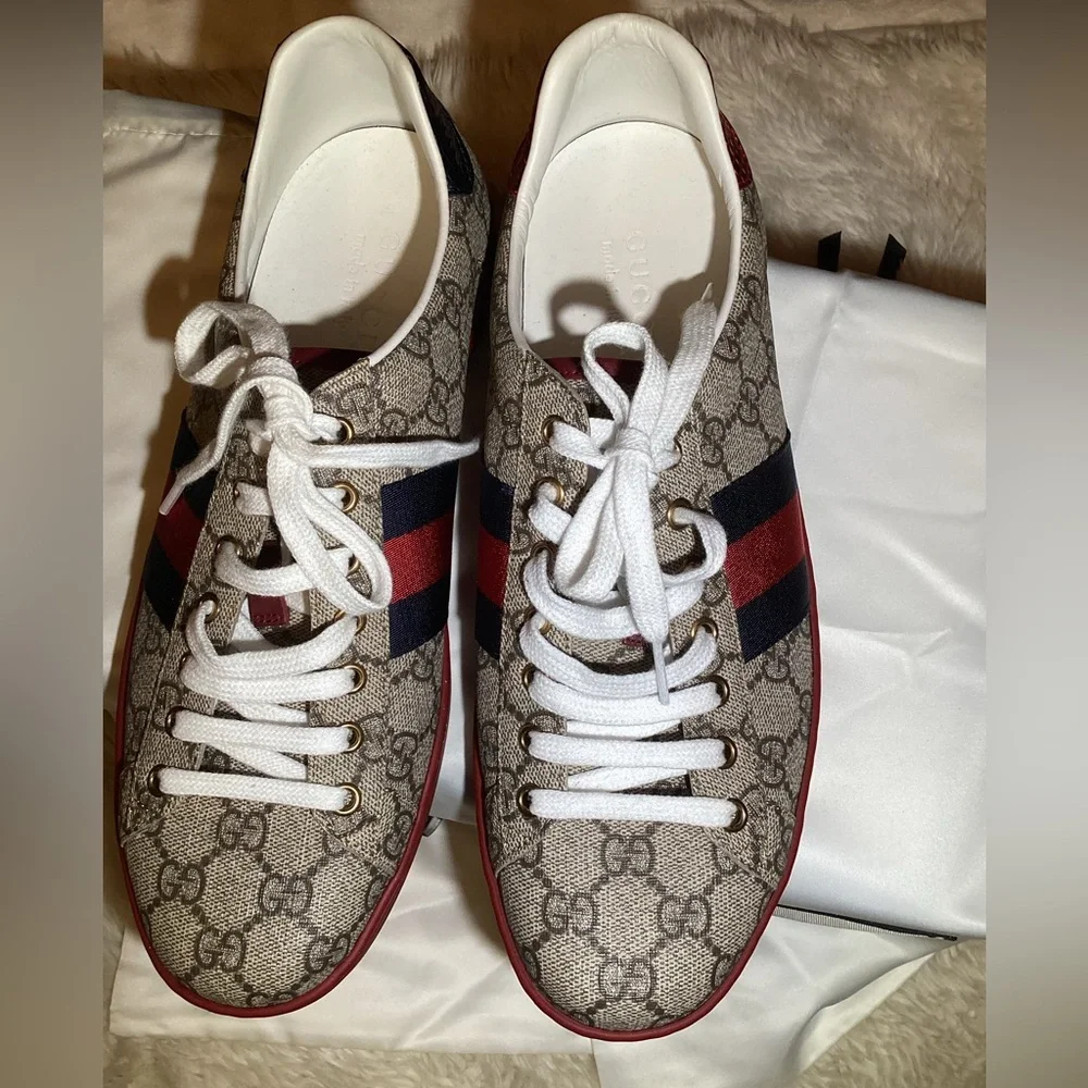 Gucci lace up sneakers size 9.5
